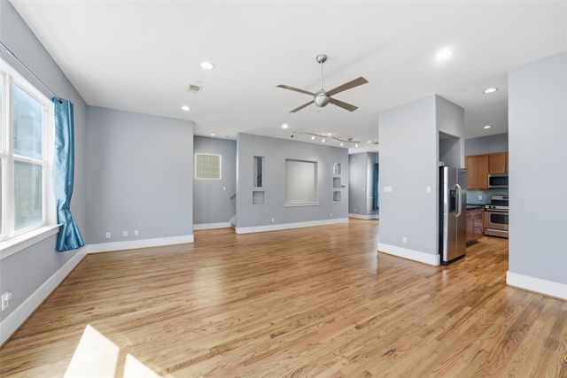 5427 Kansas Street C, Houston, TX 77007