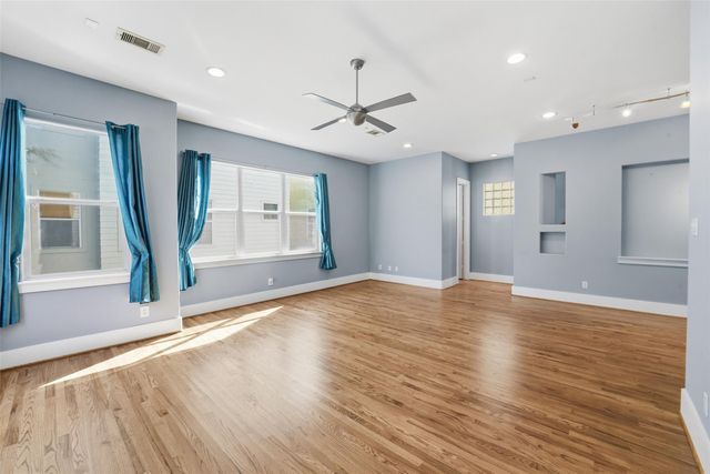 5427 Kansas Street C, Houston, TX 77007