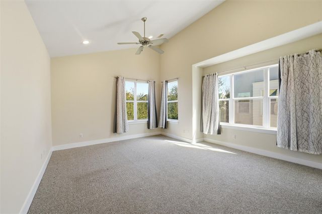 5427 Kansas Street C, Houston, TX 77007