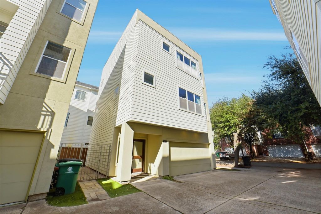 5427 Kansas Street C, Houston, TX 77007