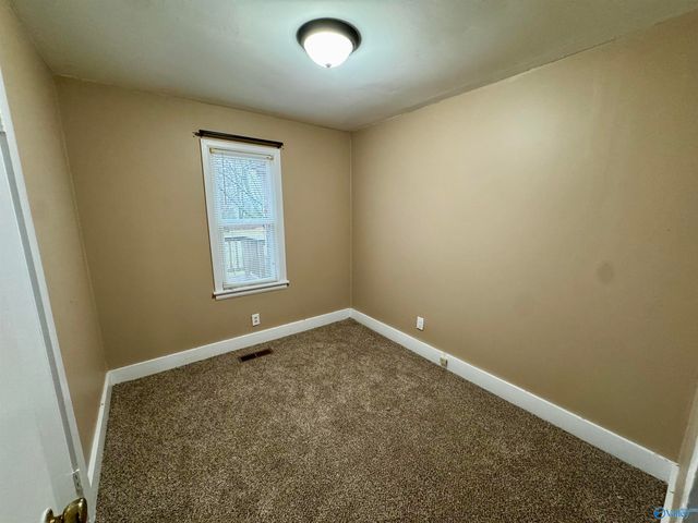 702 E Washington Street, Athens, AL 35611