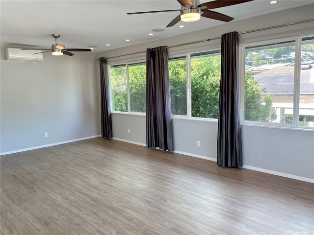 2134 Kanealii Avenue, Honolulu, HI 96813
