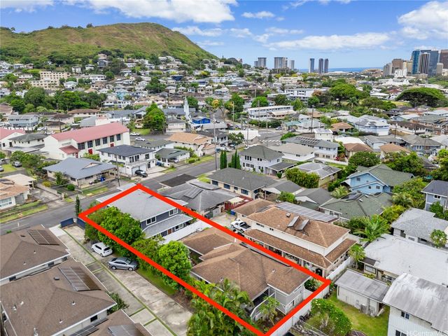 2134 Kanealii Avenue, Honolulu, HI 96813