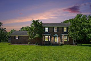1515 Gina Lynn Dr, Lewisburg, TN 37091