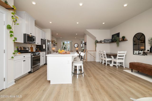 302 Lydia Street, Moyock, NC 27958