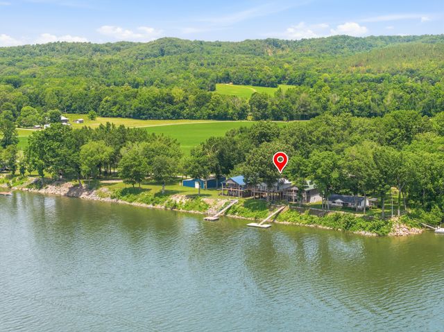 1728 Yarbro Landing Ln, Decaturville, TN 38329