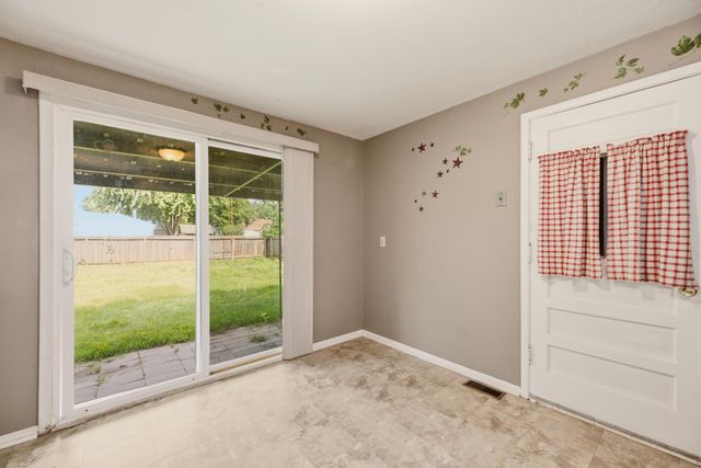 4533 S OAK AVE, Wichita, KS 67217