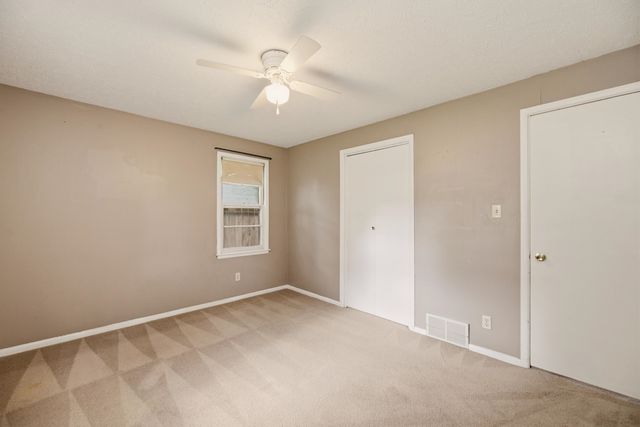 4533 S OAK AVE, Wichita, KS 67217