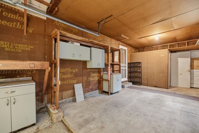4533 S OAK AVE, Wichita, KS 67217