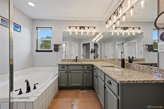 5064 Durham Court, Denver, CO 80239