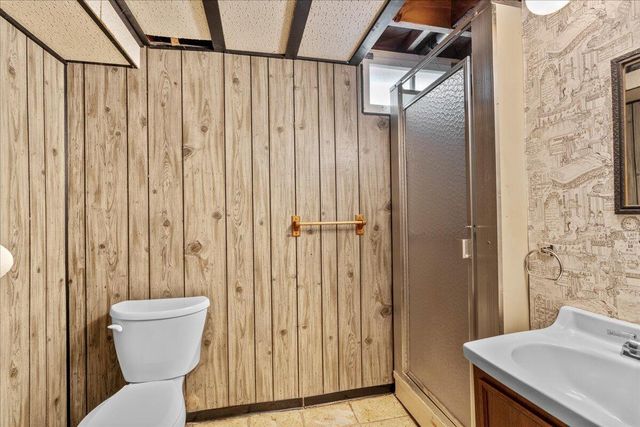 1622 Jackson STREET, Manitowoc, WI 54220