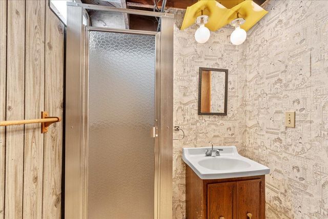 1622 Jackson STREET, Manitowoc, WI 54220