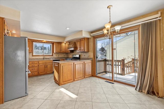 1622 Jackson STREET, Manitowoc, WI 54220