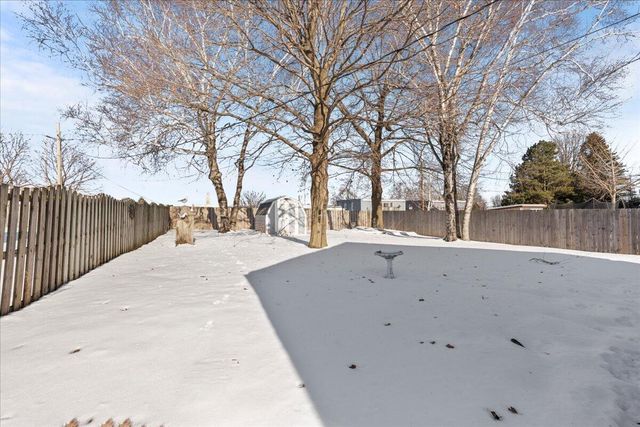 1622 Jackson STREET, Manitowoc, WI 54220