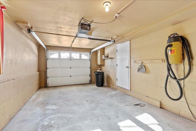 1622 Jackson STREET, Manitowoc, WI 54220