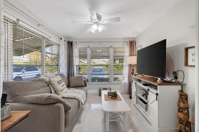 4530 NW 4th Street D, Delray Beach, FL 33445