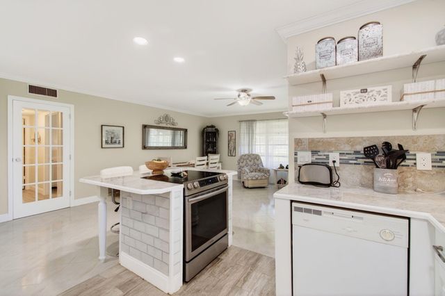 4530 NW 4th Street D, Delray Beach, FL 33445