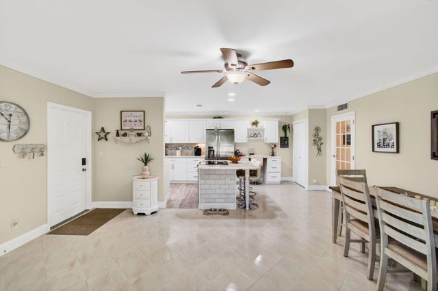 4530 NW 4th Street D, Delray Beach, FL 33445