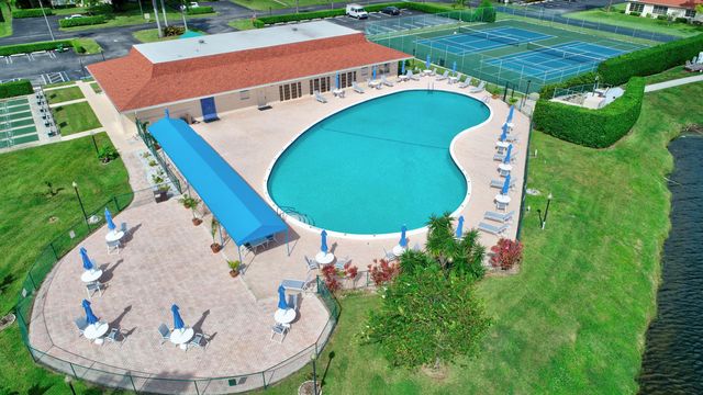 4530 NW 4th Street D, Delray Beach, FL 33445