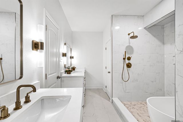 12833 Port Hudson Pride Rd, Zachary, LA 70791