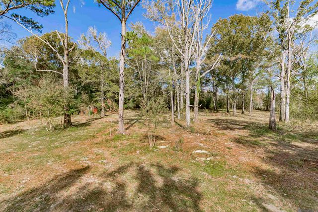 12833 Port Hudson Pride Rd, Zachary, LA 70791