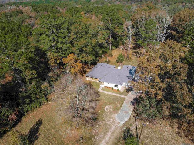 12833 Port Hudson Pride Rd, Zachary, LA 70791