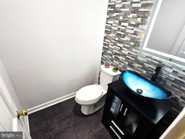 757 AUBURN MILL RD, Hockessin, DE 19707