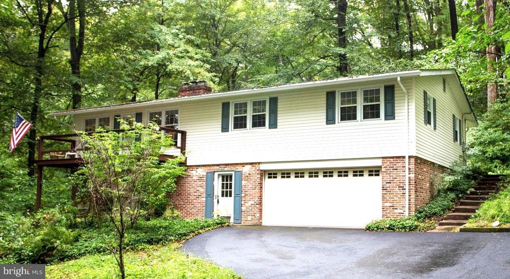757 AUBURN MILL RD, Hockessin, DE 19707