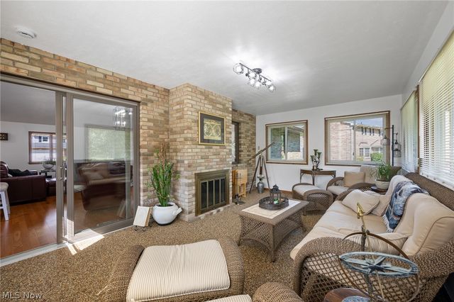 2433 Fontana Street NW, Massillon, OH 44646