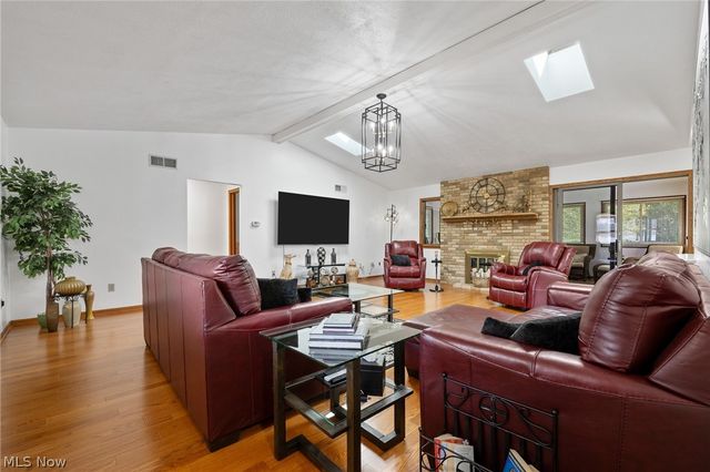 2433 Fontana Street NW, Massillon, OH 44646