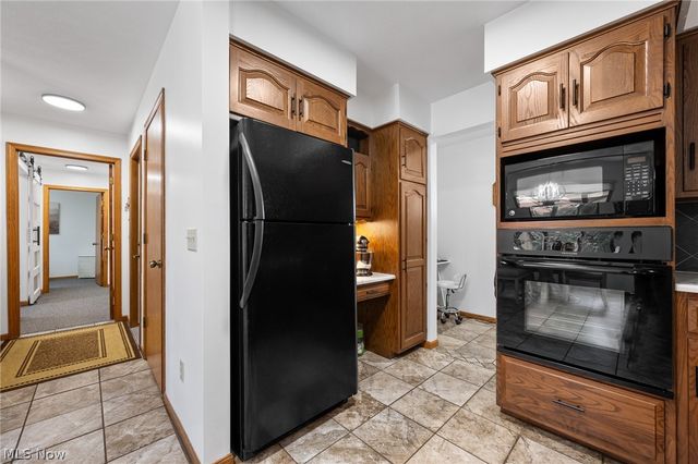 2433 Fontana Street NW, Massillon, OH 44646