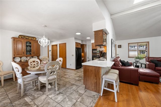 2433 Fontana Street NW, Massillon, OH 44646