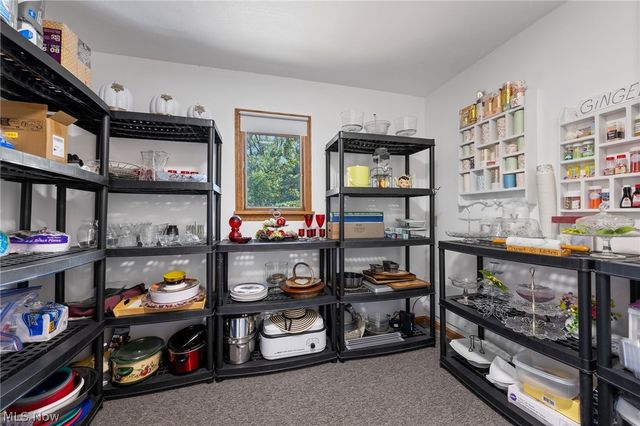2433 Fontana Street NW, Massillon, OH 44646