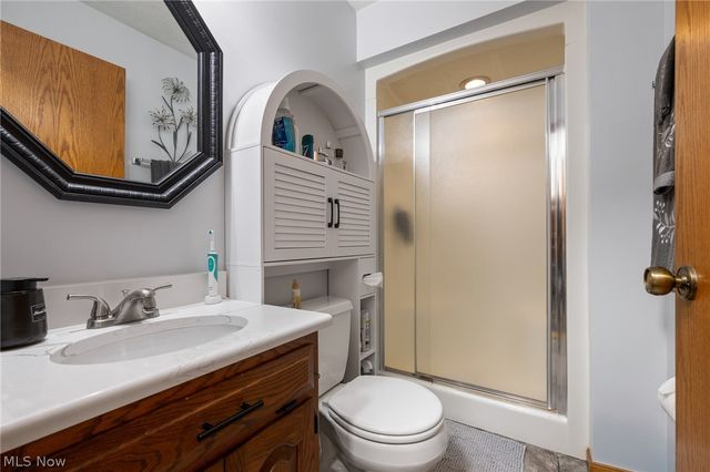 2433 Fontana Street NW, Massillon, OH 44646