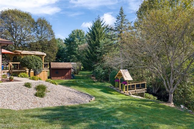2433 Fontana Street NW, Massillon, OH 44646