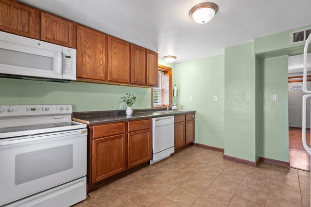 125 S JOHN STREET, Kimberly, WI 54136