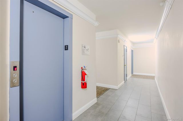 124 S Park Ave 2-S, Rockville Centre, NY 11570