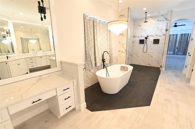 6119 FOXFIELD COURT, Windermere, FL 34786
