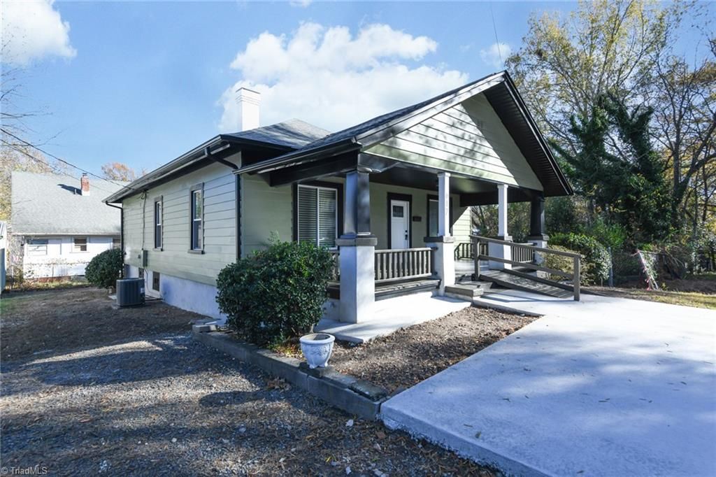 617 Lindsey Street, Reidsville, NC 27320