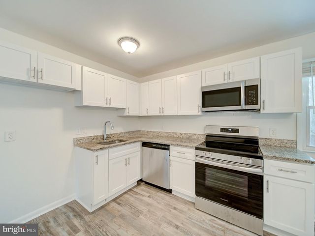 13790 MUSKET CT, Woodbridge, VA 22193