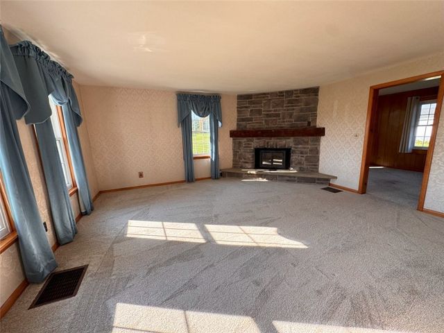 1756 Whiskey Hill, Waterloo, NY 13165