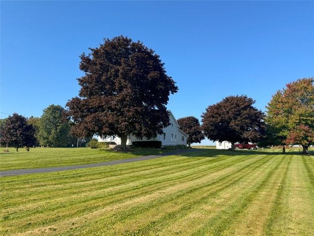 1756 Whiskey Hill, Waterloo, NY 13165