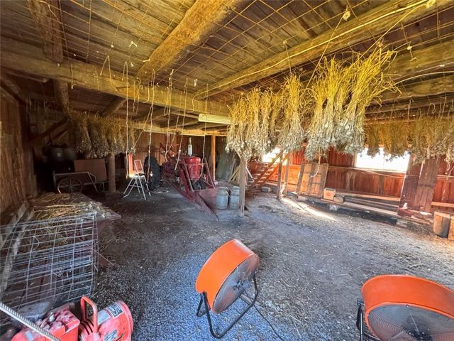 1756 Whiskey Hill, Waterloo, NY 13165
