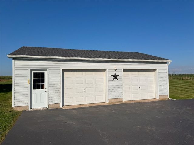 1756 Whiskey Hill, Waterloo, NY 13165