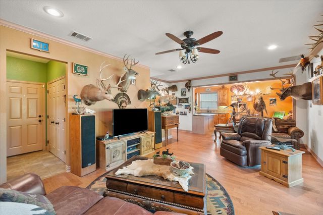 134 Stephanie Court, Kemp, TX 75143