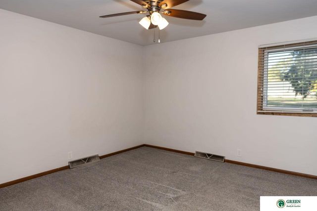 37 Edison Avenue, York, NE 68467