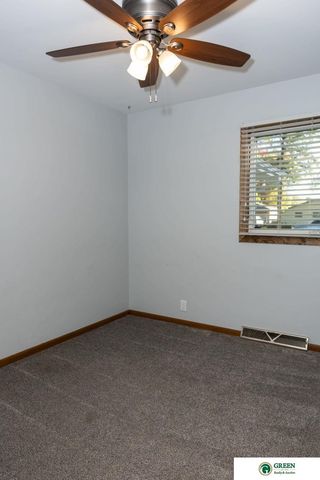 37 Edison Avenue, York, NE 68467