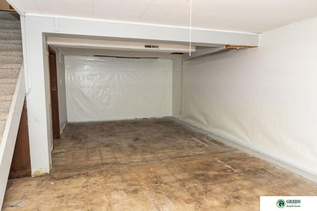 37 Edison Avenue, York, NE 68467