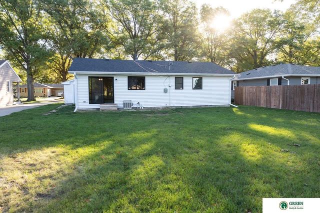 37 Edison Avenue, York, NE 68467