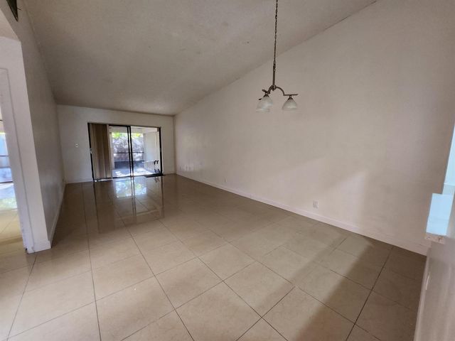 903 NW 79th Terrace, Plantation, FL 33324